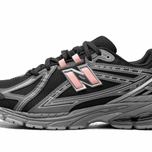 1906r Black Pink