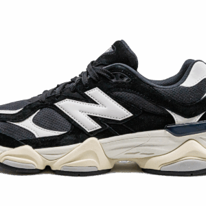 9060 Black White