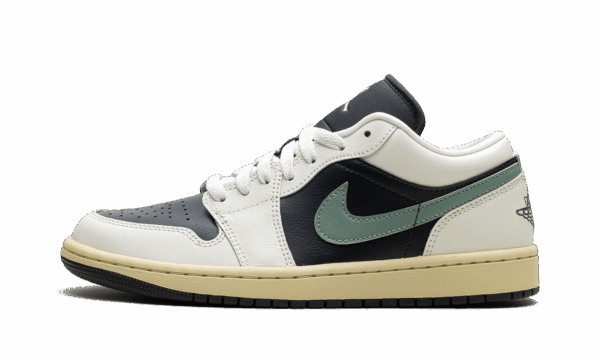 Air Jordan 1 Low Wmns Jade Smoke