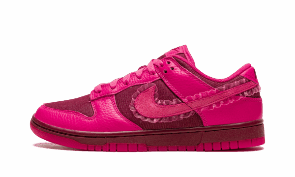Dunk Low Wmns Valentines Day