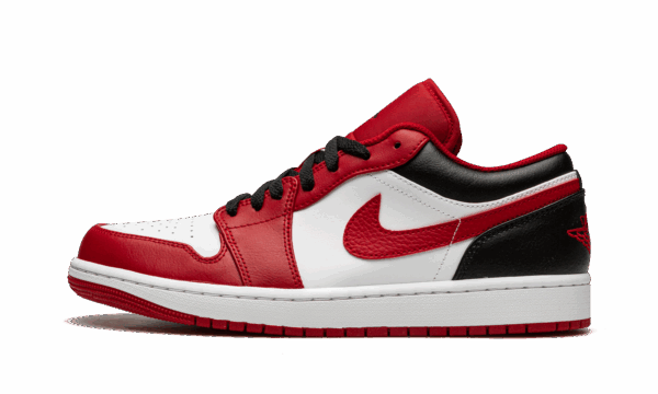 Jordan 1 Low Bulls