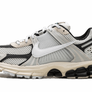 Nike Zoom Vomero 5 Supersonic