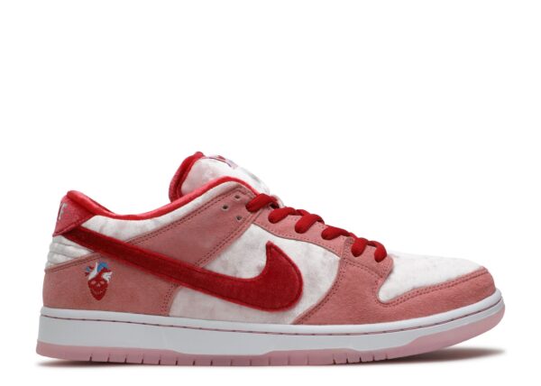 Strangelove X Dunk Low Sb Valentine Day