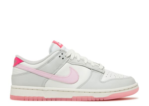 Wmns Dunk Low 520 Pack Pink Foam