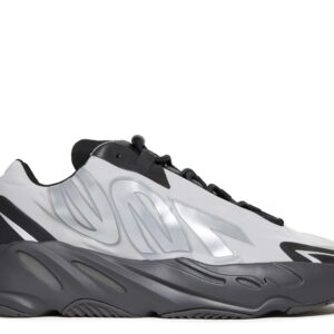 Yeezy Boost 700 Mnvn Ametallic