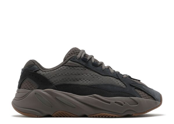 Yeezy Boost 700 V2 Amauve